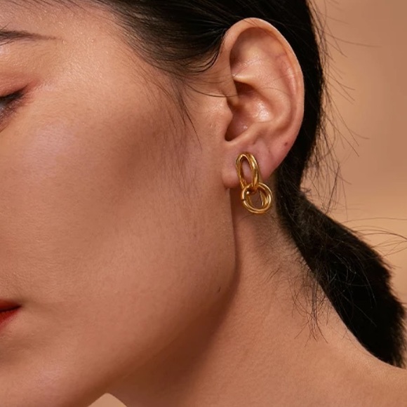 💛Gold plated screw buckle geometric earrings - Picture 7 of 7